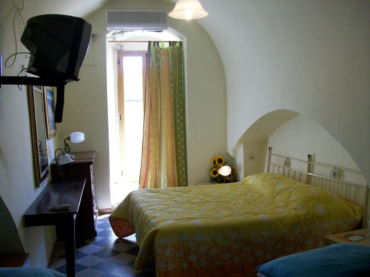 Parking Included Bed & Breakfast Matera Exterior photo